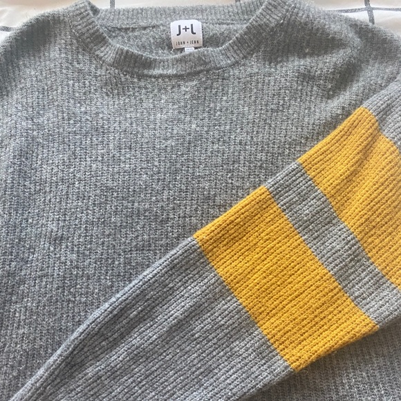 Womens grey/yellow sweater - Picture 2 of 4
